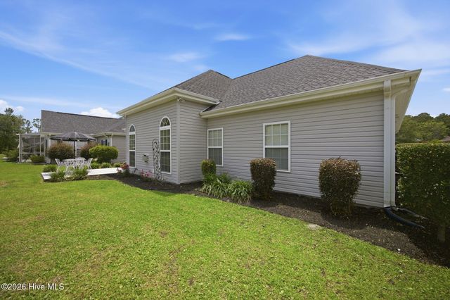 392 Oconee Street NW, Calabash, NC 28467