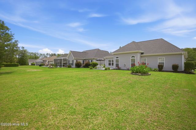 392 Oconee Street NW, Calabash, NC 28467