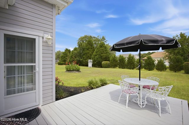 392 Oconee Street NW, Calabash, NC 28467