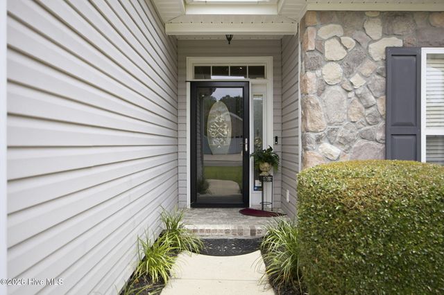 392 Oconee Street NW, Calabash, NC 28467