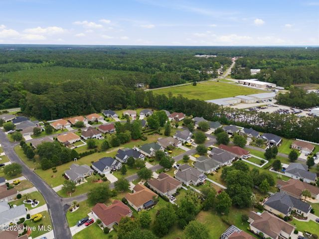 392 Oconee Street NW, Calabash, NC 28467