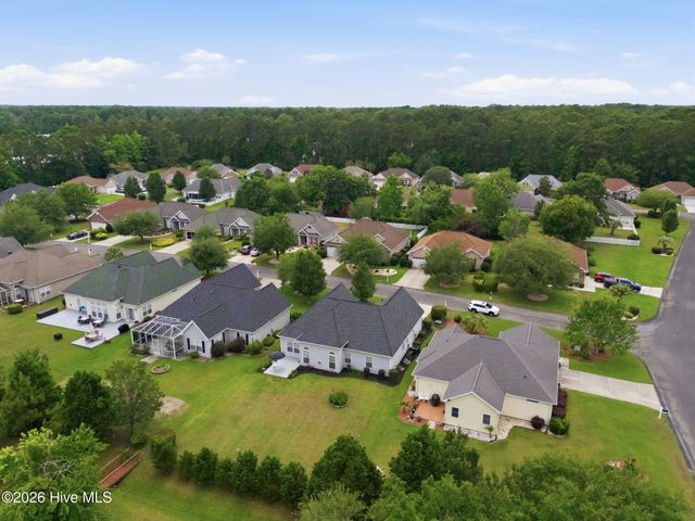 392 Oconee Street NW, Calabash, NC 28467