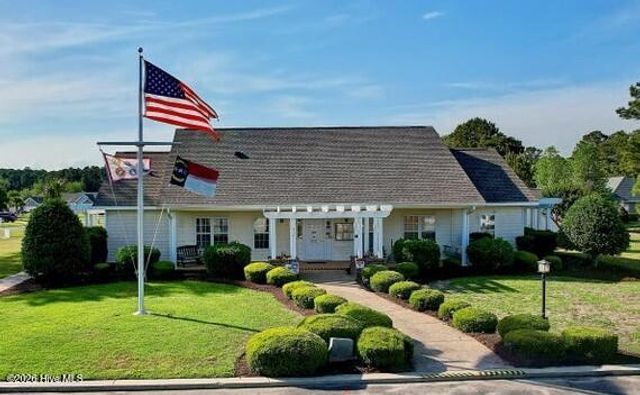 392 Oconee Street NW, Calabash, NC 28467