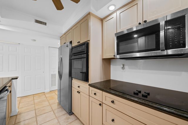 1201 RIVER REACH Drive 202, Fort Lauderdale, FL 33315