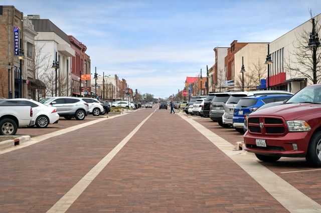 110 W Morton Street, Denison, TX 75021