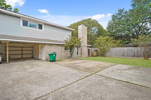 10814 Sugar Hill Drive B, Houston, TX 77042