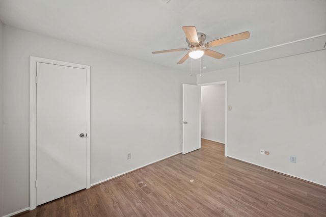 10814 Sugar Hill Drive B, Houston, TX 77042