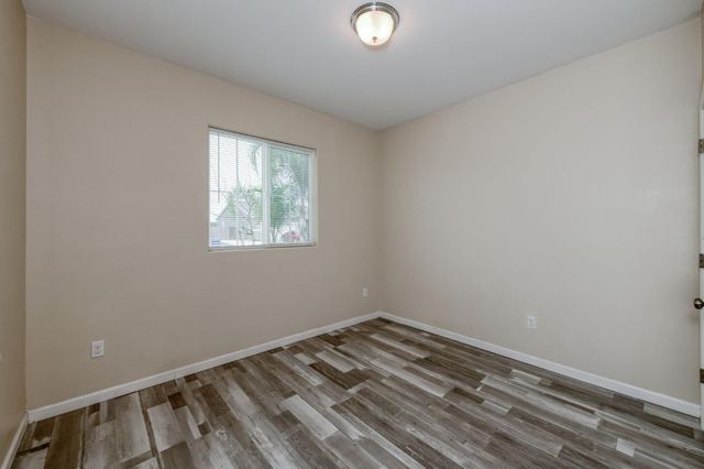 1775 Palmer Avenue, Dinuba, CA 93618