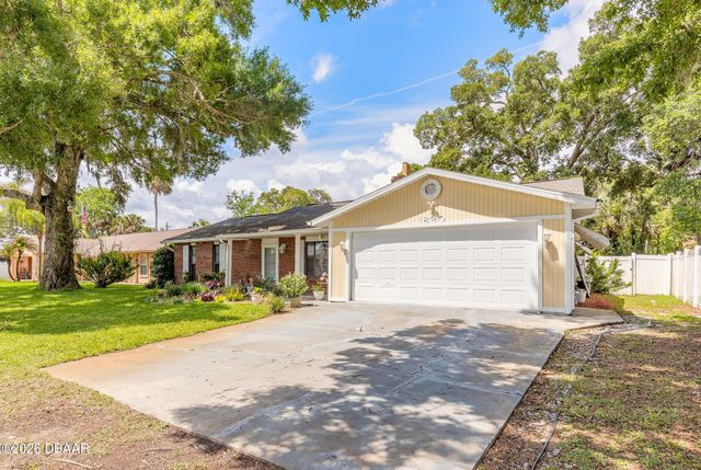 1820 Pine Tree Drive, Edgewater, FL 32132