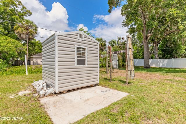 1820 Pine Tree Drive, Edgewater, FL 32132