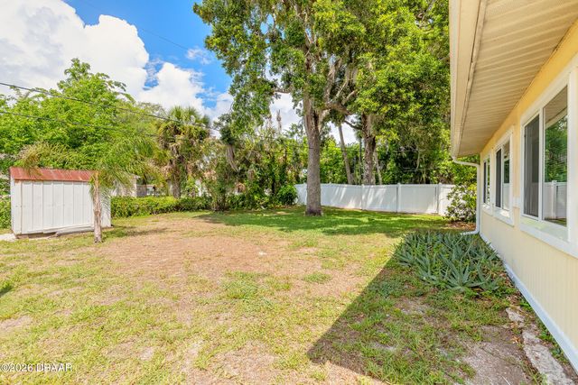 1820 Pine Tree Drive, Edgewater, FL 32132