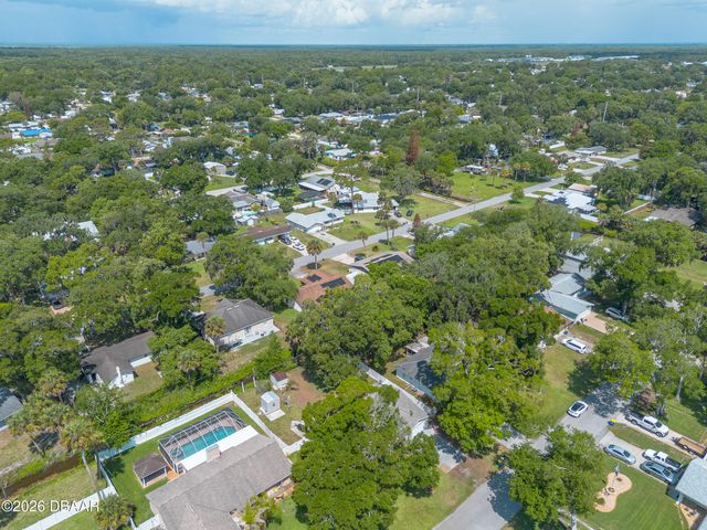 1820 Pine Tree Drive, Edgewater, FL 32132