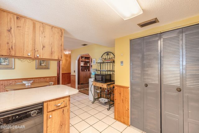 1820 Pine Tree Drive, Edgewater, FL 32132