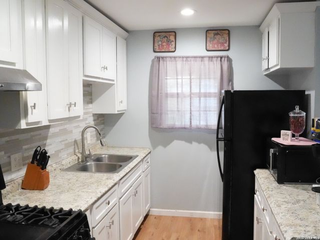 207 Lynhaven dr, San Antonio, TX 78220