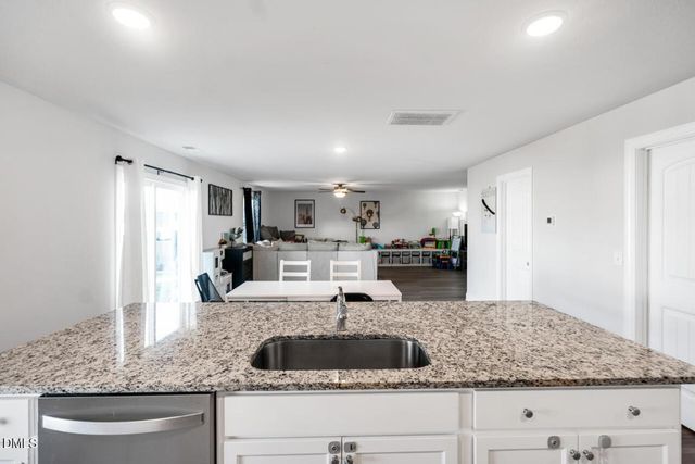 212 Antietam Place, Mebane, NC 27302