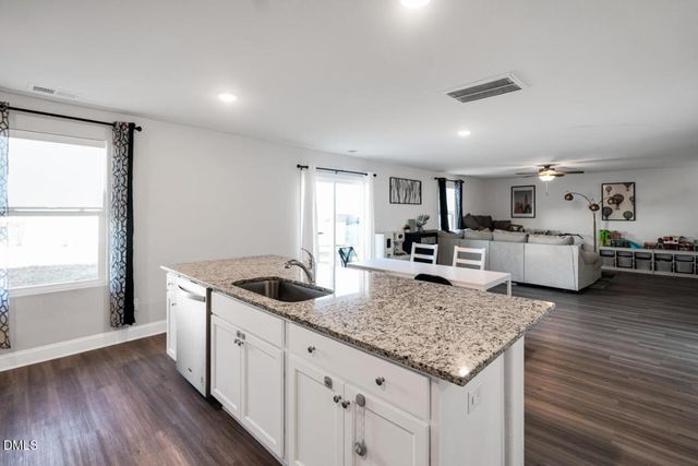 212 Antietam Place, Mebane, NC 27302