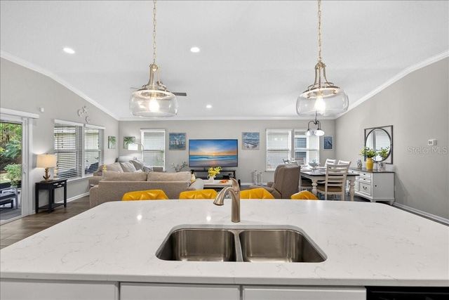 140 CREPE MYRTLE COURT, Palm Coast, FL 32164