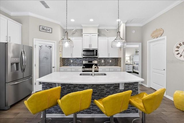 140 CREPE MYRTLE COURT, Palm Coast, FL 32164