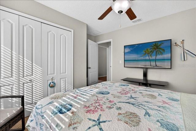 140 CREPE MYRTLE COURT, Palm Coast, FL 32164