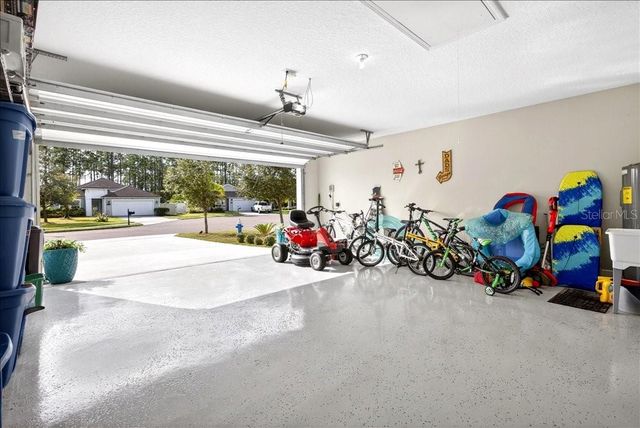 140 CREPE MYRTLE COURT, Palm Coast, FL 32164