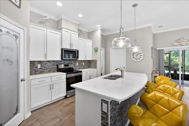 140 CREPE MYRTLE COURT, Palm Coast, FL 32164