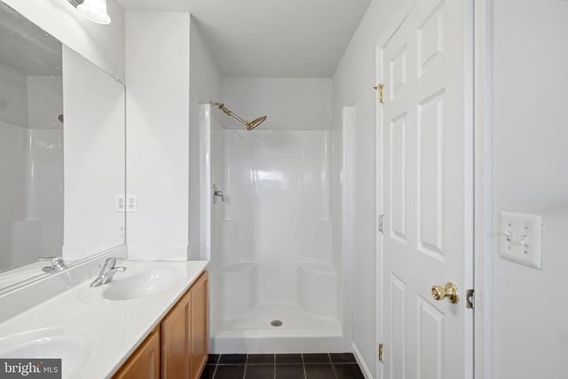 64 FOAL LN, Martinsburg, WV 25405