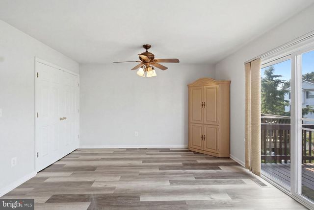 64 FOAL LN, Martinsburg, WV 25405