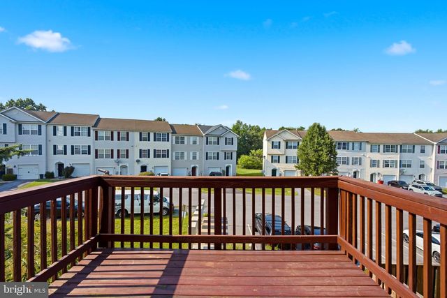 64 FOAL LN, Martinsburg, WV 25405