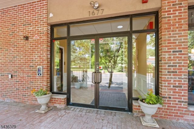 1677 Springfield Ave -15 15, Maplewood Twp., NJ 07040