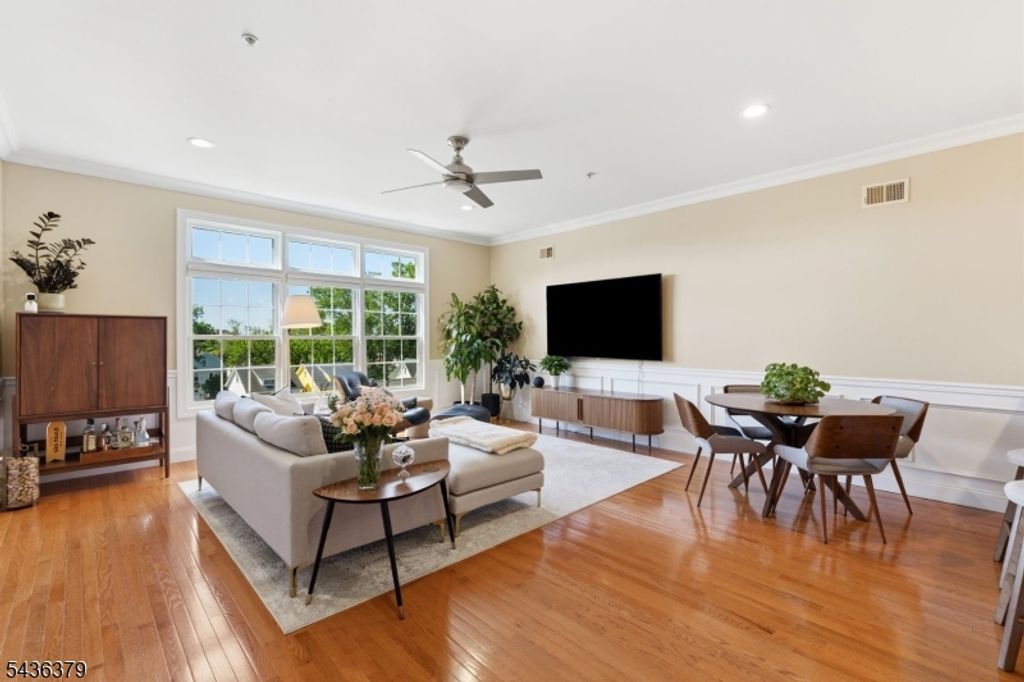 1677 Springfield Ave -15 15, Maplewood Twp., NJ 07040
