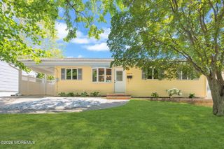 32 Bucknell Road, Parlin, NJ 08859