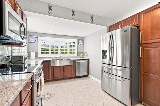 201 LAGOON DRIVE, Palm Harbor, FL 34683