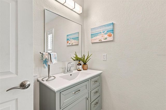 201 LAGOON DRIVE, Palm Harbor, FL 34683