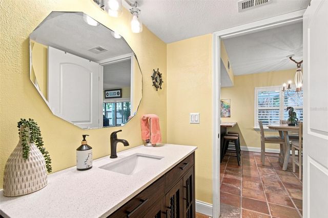 201 LAGOON DRIVE, Palm Harbor, FL 34683
