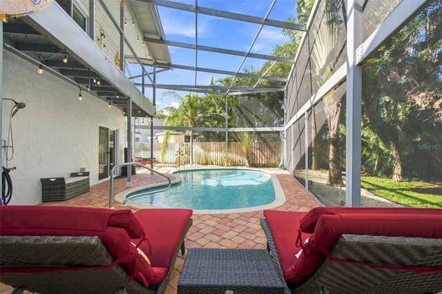 201 LAGOON DRIVE, Palm Harbor, FL 34683