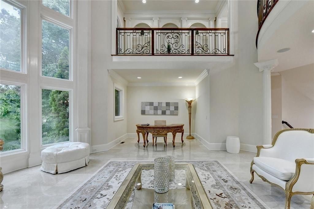 Image 11 of property listing at 9005 Old Southwick Pass, Johns Creek, GA 30022