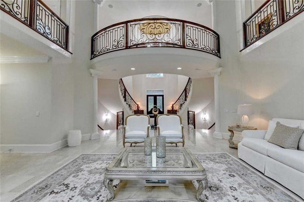 Image 13 of property listing at 9005 Old Southwick Pass, Johns Creek, GA 30022