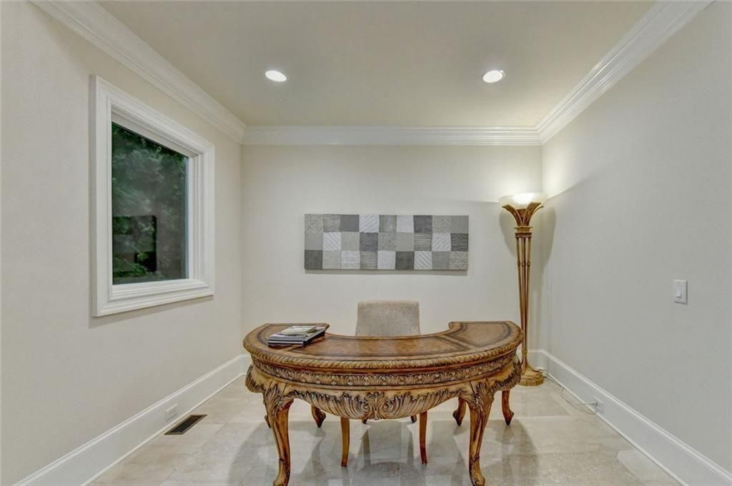 Image 15 of property listing at 9005 Old Southwick Pass, Johns Creek, GA 30022