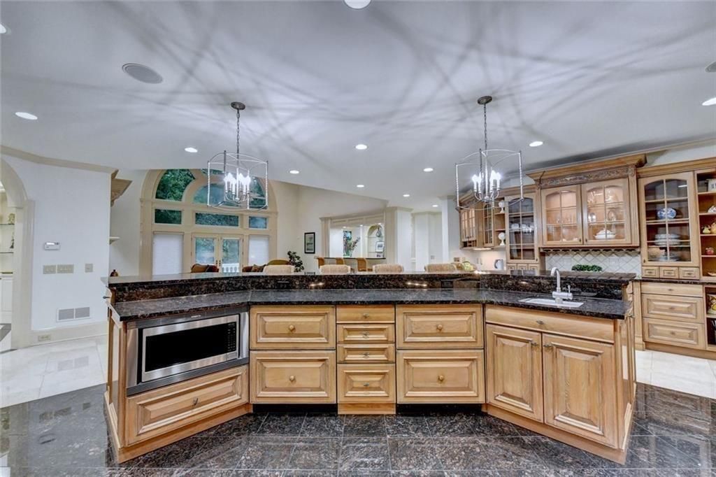 Image 26 of property listing at 9005 Old Southwick Pass, Johns Creek, GA 30022