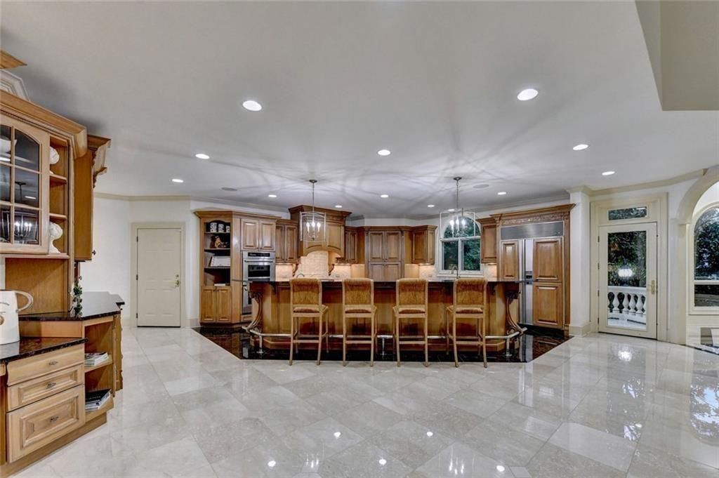 Image 33 of property listing at 9005 Old Southwick Pass, Johns Creek, GA 30022