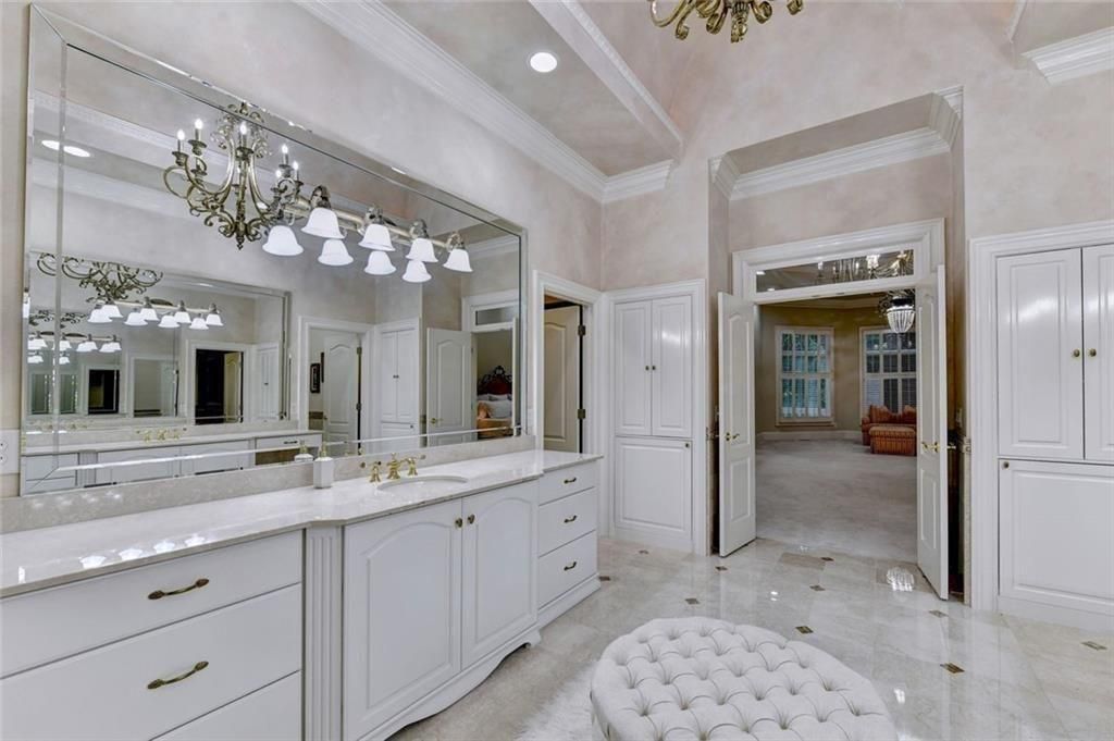 Image 51 of property listing at 9005 Old Southwick Pass, Johns Creek, GA 30022