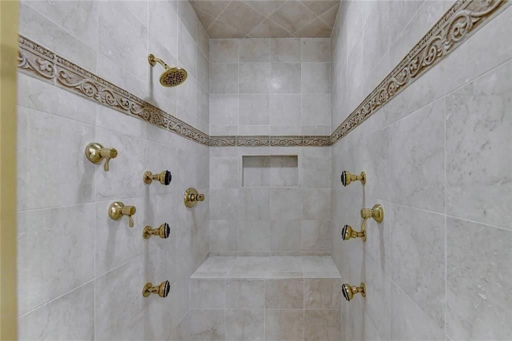 Image 52 of property listing at 9005 Old Southwick Pass, Johns Creek, GA 30022