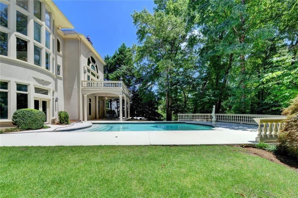 Image 91 of property listing at 9005 Old Southwick Pass, Johns Creek, GA 30022