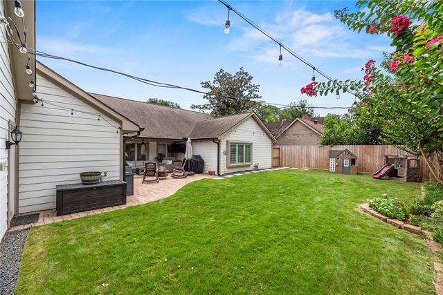 2731 Durban Drive, Houston, TX 77043