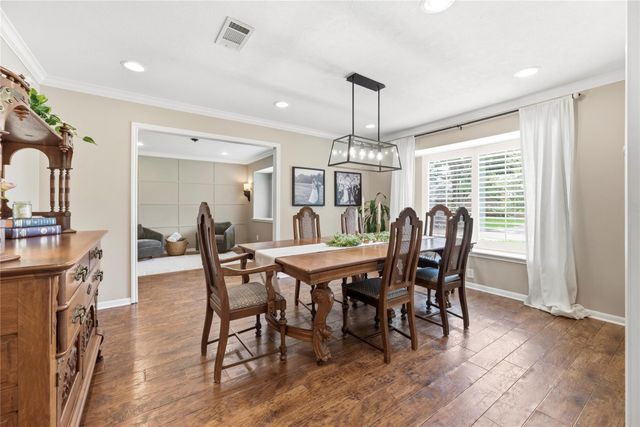 2731 Durban Drive, Houston, TX 77043