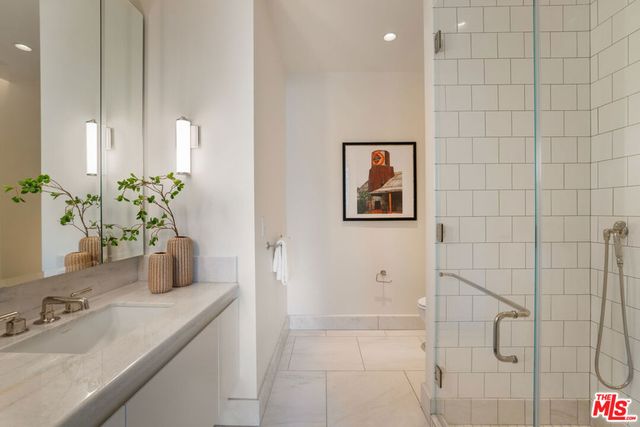 8420 W Sunset Boulevard 702, West Hollywood, CA 90069