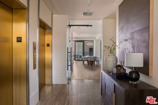 8420 W Sunset Boulevard 702, West Hollywood, CA 90069