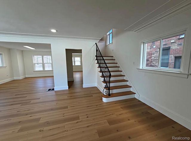 17545 Pennington Drive, Detroit, MI 48221