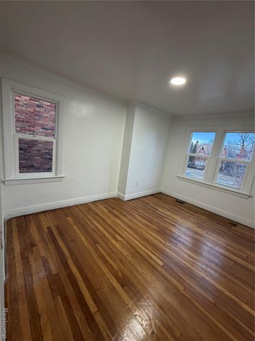 17545 Pennington Drive, Detroit, MI 48221