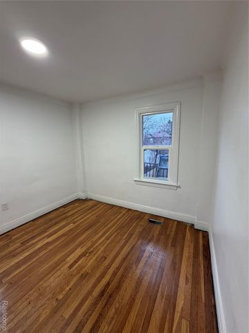 17545 Pennington Drive, Detroit, MI 48221